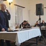 Martin Kuba vyrazil do terénu. V Jarošově čekala hejtmana nabitá hospoda