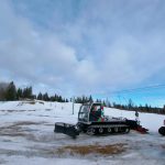 Lyžaři objevují nenápadné sjezdovky ve Strážném. Obstarávají je sezonní zaměstnanci obce