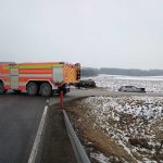 Vážná nehoda u Třebětic na Jindřichohradecku. Hasiči vyprošťovali dvě zraněné osoby