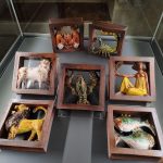 Bechyňská keramika ovládla gotický sál. Vernisáž propojila vzácné exponáty se vzpomínkami pamětníků