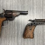 Jihočeši odevzdali během zbraňové amnestie kopii zbraně filmového Šakala i unikátní kousky