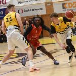 VIDEO: Sršni dusili favorita do poslední vteřiny