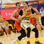 VIDEO: Sršni dusili favorita do poslední vteřiny