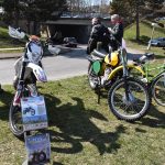 VIDEO: Stovky motorkářů si nenechaly ujít jubilejní Vykopávání pincka. Dorazil i Bulhar