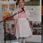 Hotelem Zvíkov zněly lidové písničky. Děti se sjely na soutěž Jihočeský zpěváček