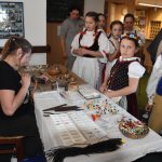 Hotelem Zvíkov zněly lidové písničky. Děti se sjely na soutěž Jihočeský zpěváček