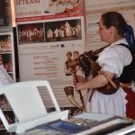 Hotelem Zvíkov zněly lidové písničky. Děti se sjely na soutěž Jihočeský zpěváček