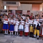 Hotelem Zvíkov zněly lidové písničky. Děti se sjely na soutěž Jihočeský zpěváček