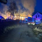 V Psárově hoří zemědělský sklad. Zasahuje několik hasičských jednotek