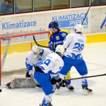 VIDEO: Milevsko ve třetí třetině přestřílelo Cheb a má první postupový mečbol!