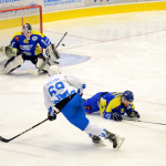 VIDEO: Milevsko ve třetí třetině přestřílelo Cheb a má první postupový mečbol!