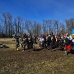 Motory burácely v blátě. Jubilejní pětadvacátý Fichtel day ovládl Karvánky