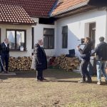 Jihočeši jsou tak trochu komedianti, říká režisér Bohdan Sláma. Na jihu natáčí Dešťovou hůl