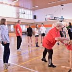 Ve Vimperku odstartovaly první mezigenerační sportovní hry. Spojují žáky a seniory