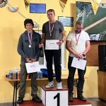 Sedmnáctiletý Jindřich Machotka závodí v letecké akrobacii. Přetížení mu oči nezavírá