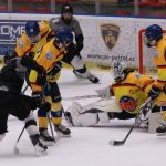 Hokej: Novotný vyměnil helmu, aby přilákal štěstí. Dorost hraje o finále