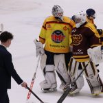 Hokej: Novotný vyměnil helmu, aby přilákal štěstí. Dorost hraje o finále