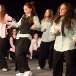 Královnou milevského sportu je olympionička Julie Pejšová. Cenu jí předávala předchůdkyně Pavla Molíková