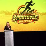 Královnou milevského sportu je olympionička Julie Pejšová. Cenu jí předávala předchůdkyně Pavla Molíková