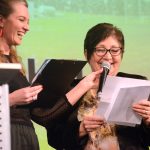 Královnou milevského sportu je olympionička Julie Pejšová. Cenu jí předávala předchůdkyně Pavla Molíková