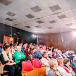 Bechyňští ochotníci pobavili zaplněný sál premiérou komedie Výročí