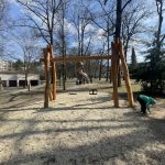 Jelen Na Trubách shlíží do okolí z osmi metrů. Nový symbol lokality slaví úspěch u dětí i dospělých