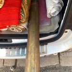 Muž přivezl autem na píseckou policii munici