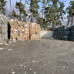 Den na skládce ve Vydlabech: Na pásu se občas objeví sexuální pomůcky, v bioodpadu třeba vysavač