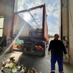 Den na skládce ve Vydlabech: Na pásu se občas objeví sexuální pomůcky, v bioodpadu třeba vysavač