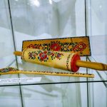 Táborská velikonoční výstava v Galerii 140 je letos o folkloru Bílých Karpat