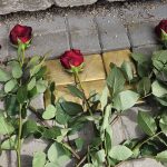 Šest osudů, které byly málem zapomenuty. Suchdol položil kameny na památku židovských spoluobčanů