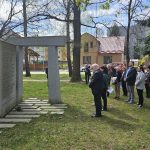 Šest osudů, které byly málem zapomenuty. Suchdol položil kameny na památku židovských spoluobčanů