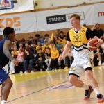 VIDEO: Sršni sestřelili Děčín a stěhují se na zimák. Tam je hned prověří Nymburk – čtvrtfinalista Ligy mistrů