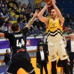 VIDEO: Sršni vstoupili do předkola play off důležitou výhrou