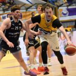 VIDEO: Sršni vstoupili do předkola play off důležitou výhrou