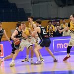 VIDEO: Sršni vstoupili do předkola play off důležitou výhrou