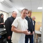 VIDEO: Ministr zdravotnictví na cestě po nemocnicích. V Písku viděl i patologii a prádelnu