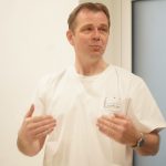 VIDEO: Ministr zdravotnictví na cestě po nemocnicích. V Písku viděl i patologii a prádelnu