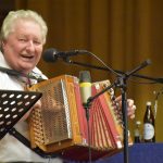 Na Branické heligonky dorazil plný sál příznivců lidové muziky