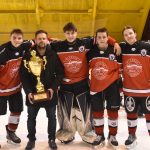 VIDEO: Strakoničtí hokejisté zvládli kvalifikaci suverénně! Úspěšnou sezonu věnovali věrnému fanouškovi