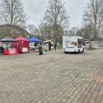 Na start sezony farmářských trhů ve Strakonicích i sněžilo. Zájem o ně trochu klesá