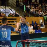 Druhý bod pro Došwich! Florbalisté Milevska mají zítra postupový mečbol