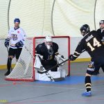 VIDEO: Plánští hokejbalisté porazili vítěze základní části! Cenný skalp bránili do posledních sekund