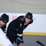 VIDEO: Plánští hokejbalisté porazili vítěze základní části! Cenný skalp bránili do posledních sekund