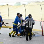 VIDEO: Hokejbalisté plánského Sokola vydřeli povinné vítězství. Pluhův Žďár hrál o body do posledních sekund