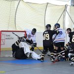 VIDEO: Plánští hokejbalisté porazili vítěze základní části! Cenný skalp bránili do posledních sekund