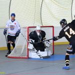 VIDEO: Plánští hokejbalisté porazili vítěze základní části! Cenný skalp bránili do posledních sekund