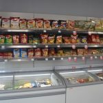 Znovuotevření prodejny v Kučeři si lidé pochvalují. Obsluhuje je oblíbená prodavačka i systém 24/7