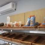 Znovuotevření prodejny v Kučeři si lidé pochvalují. Obsluhuje je oblíbená prodavačka i systém 24/7