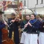 O velikonoční trhy na zámku v Blatné je velký zájem. V restauraci jsou k ochutnání řecké velikonoční pochoutky